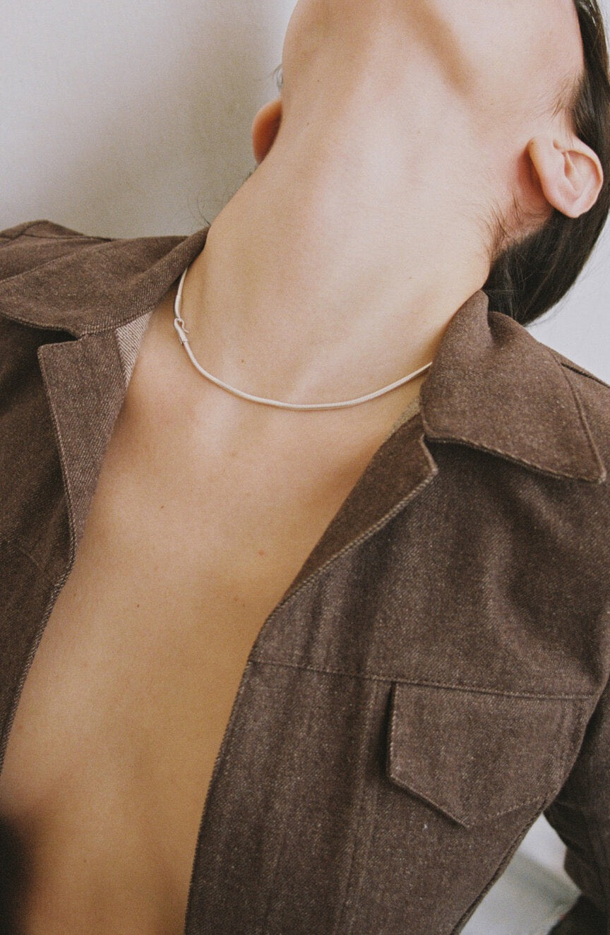 elis necklace slim