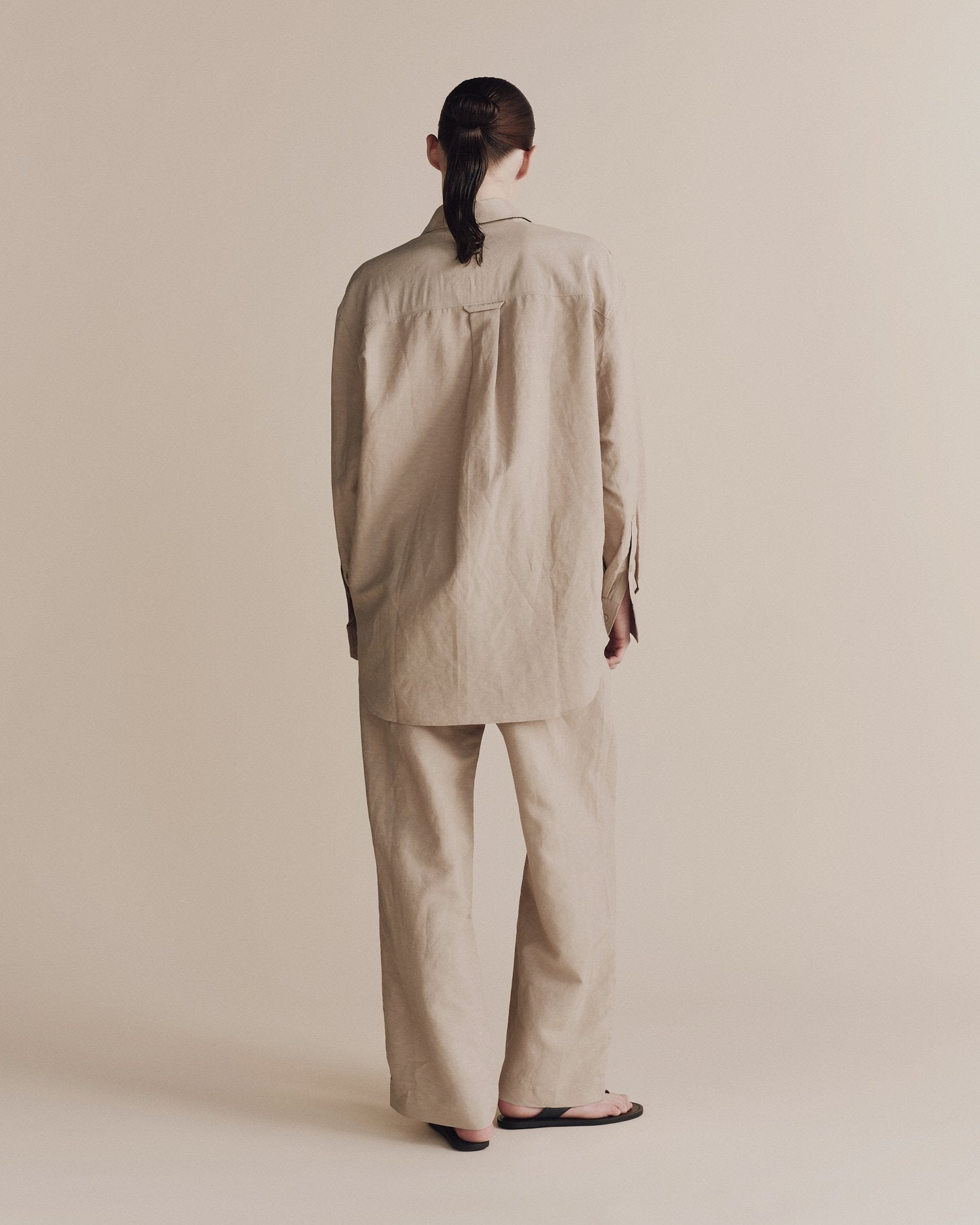 silk linen oversized shirt | light khaki