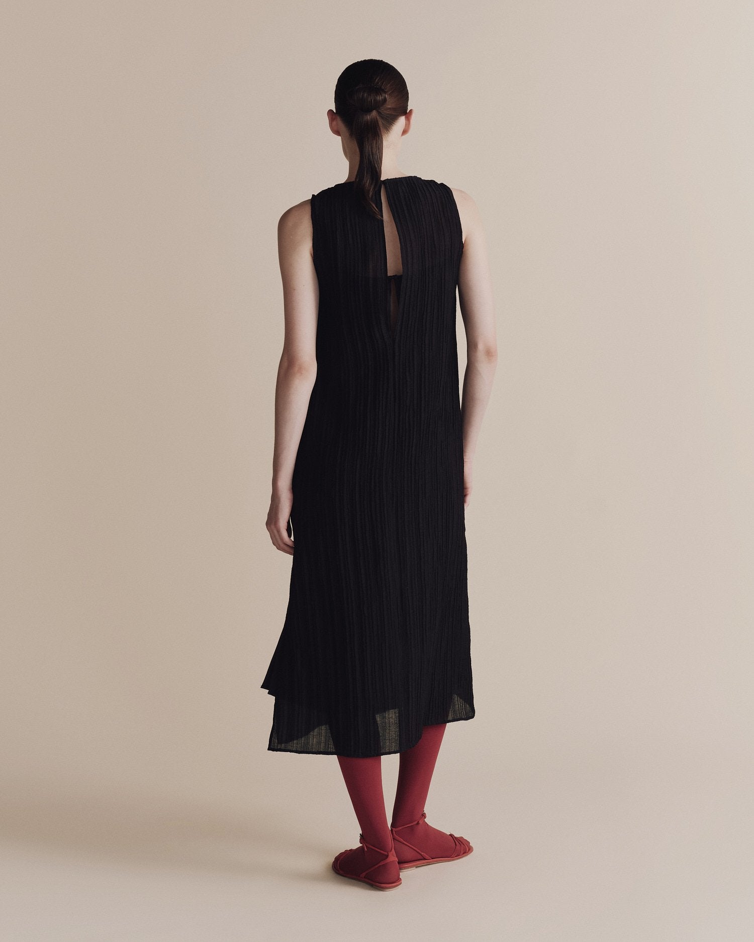 pleated dress | black