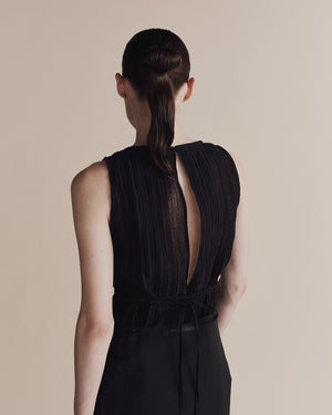 pleated top | black