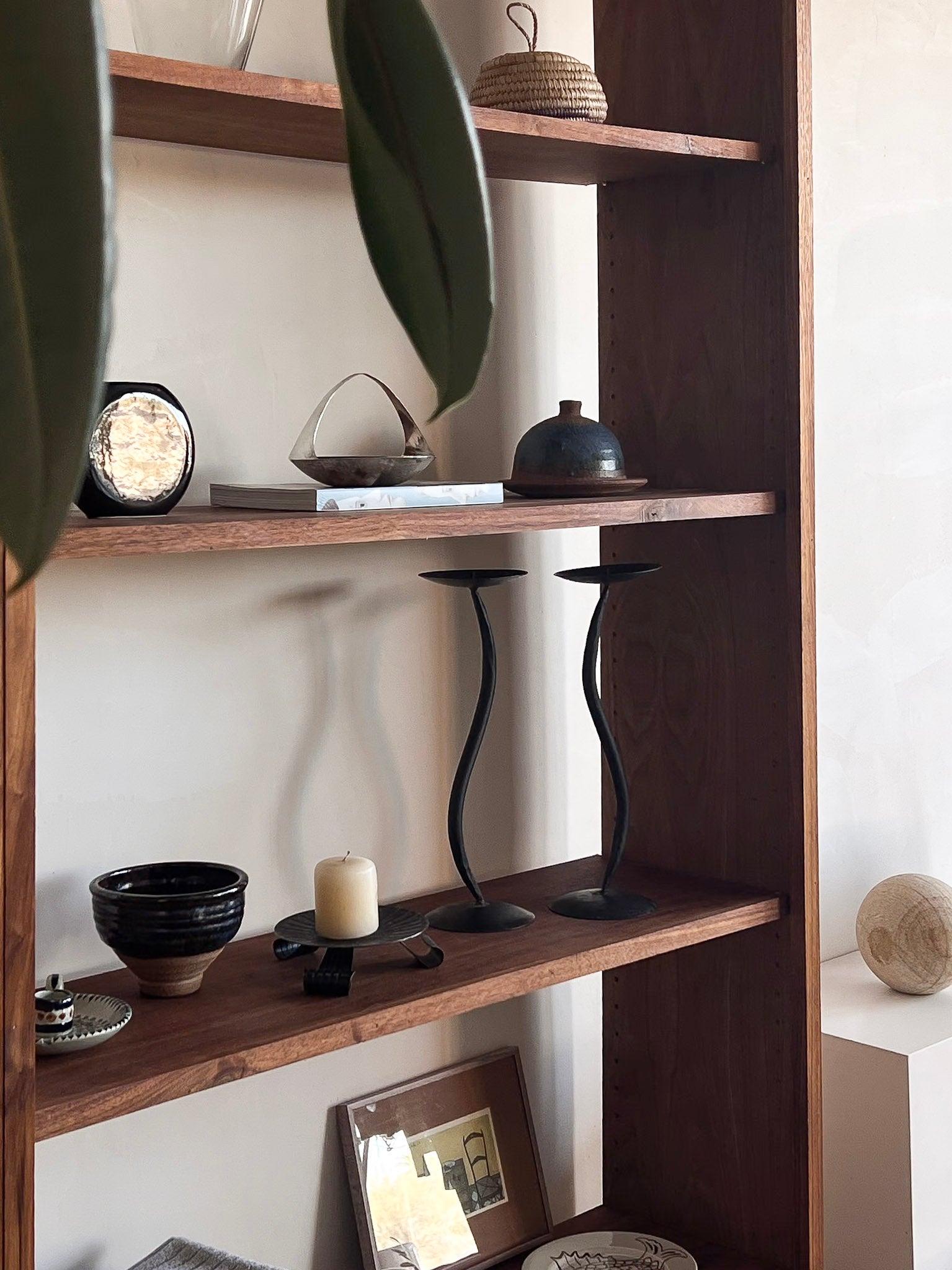 curvy iron candlestick holders