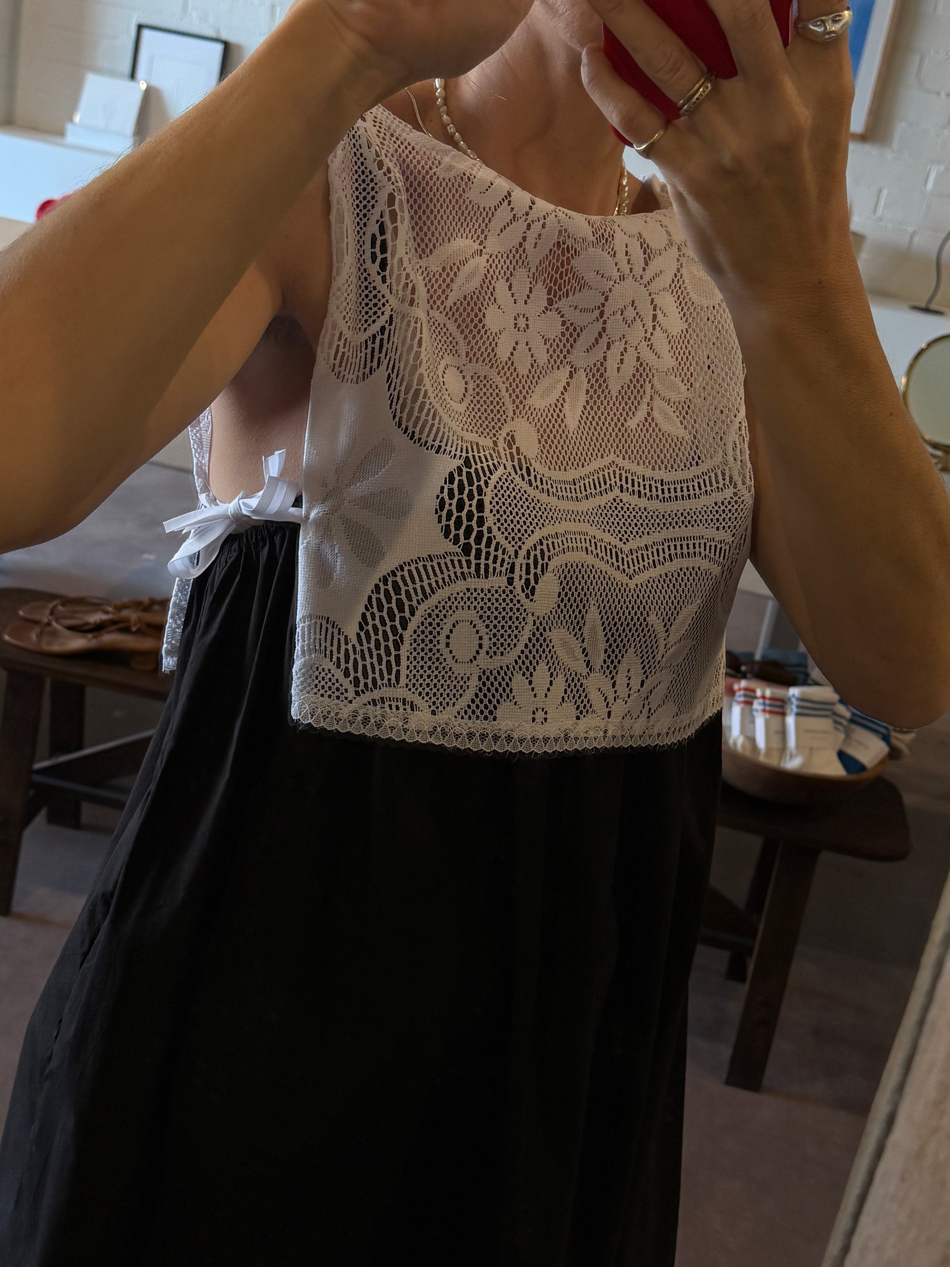 tablecloth vest | lace