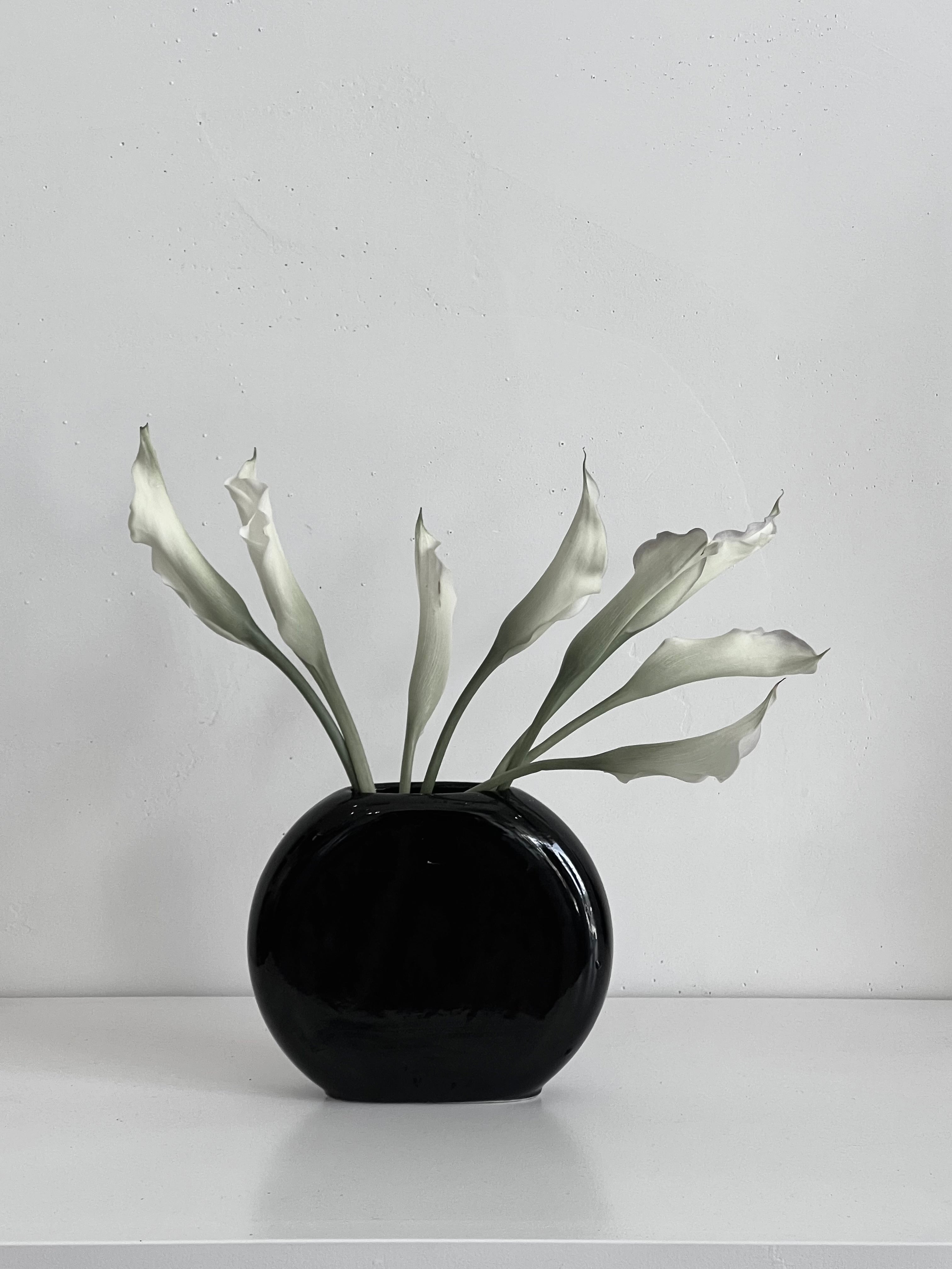 black vase