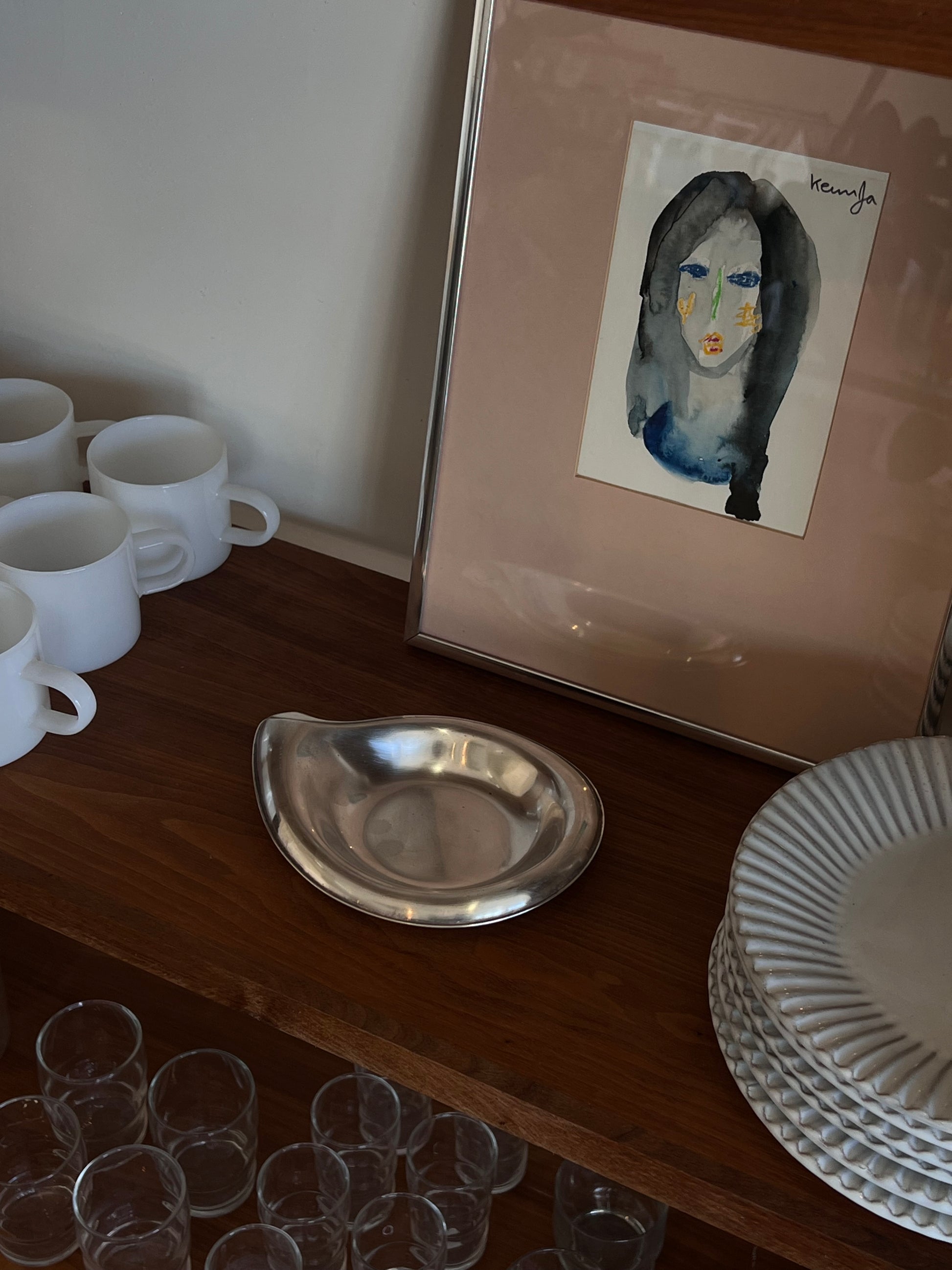 teardrop dish
