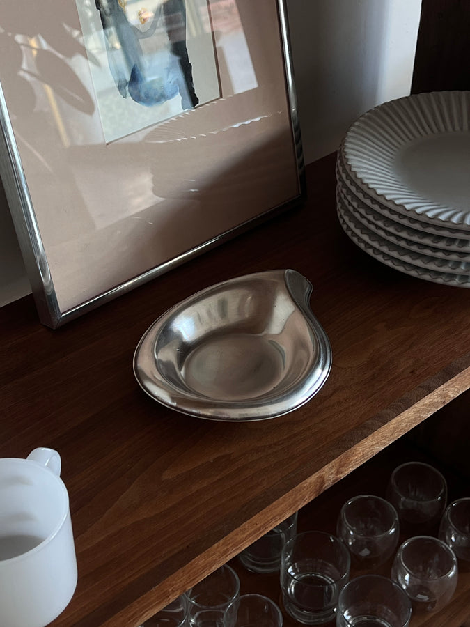 teardrop dish