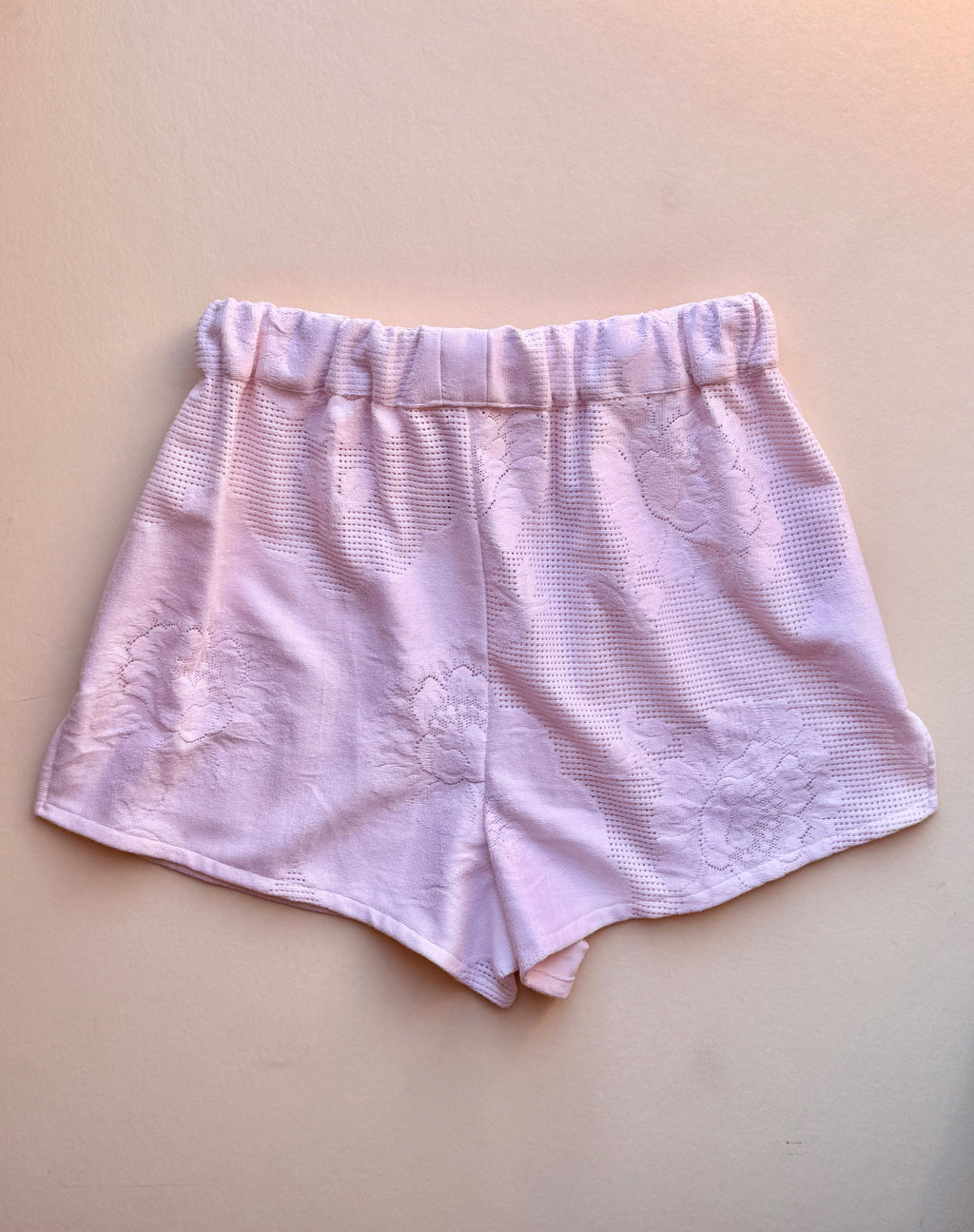 tablecloth shorts | pink