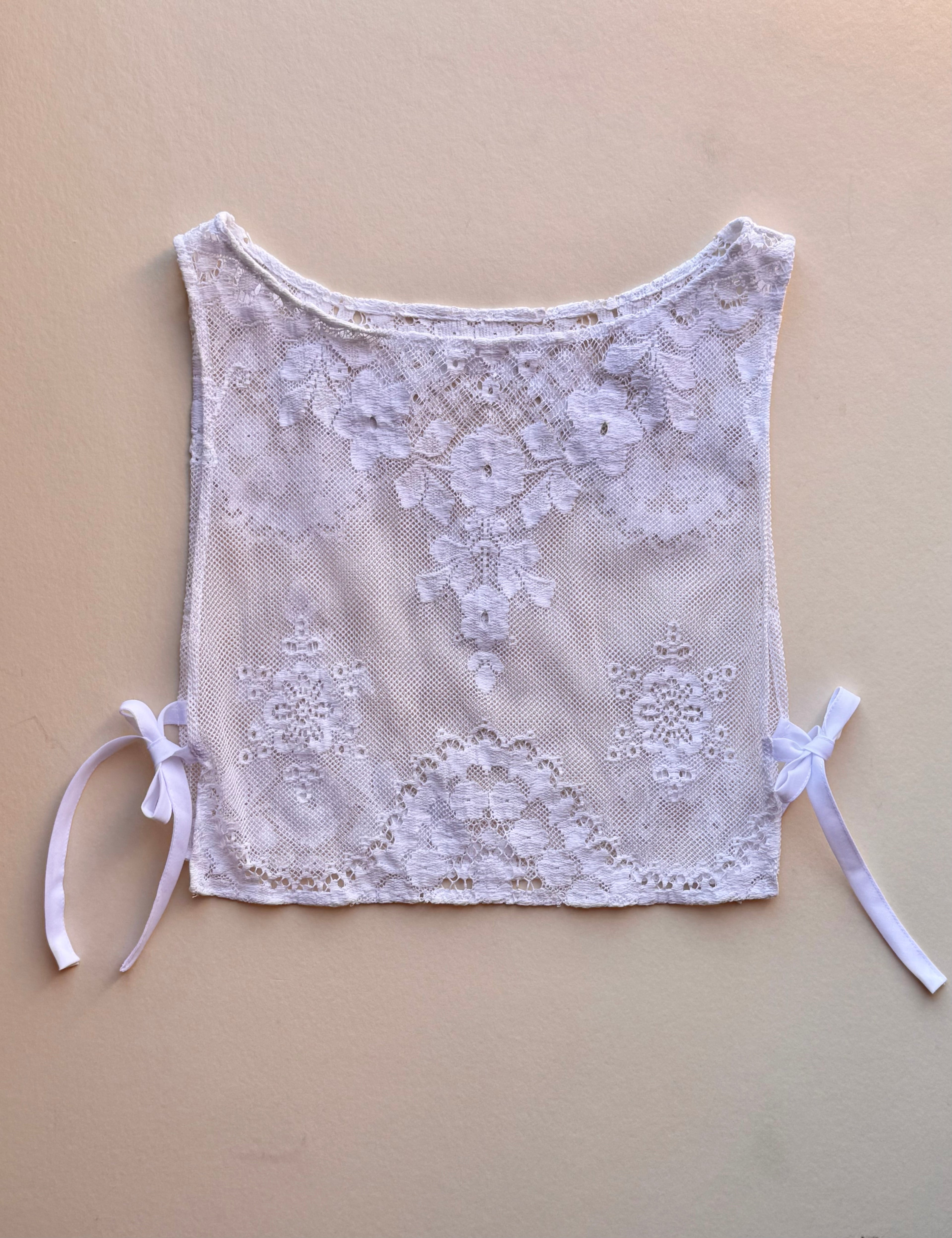 tablecloth vest | lace