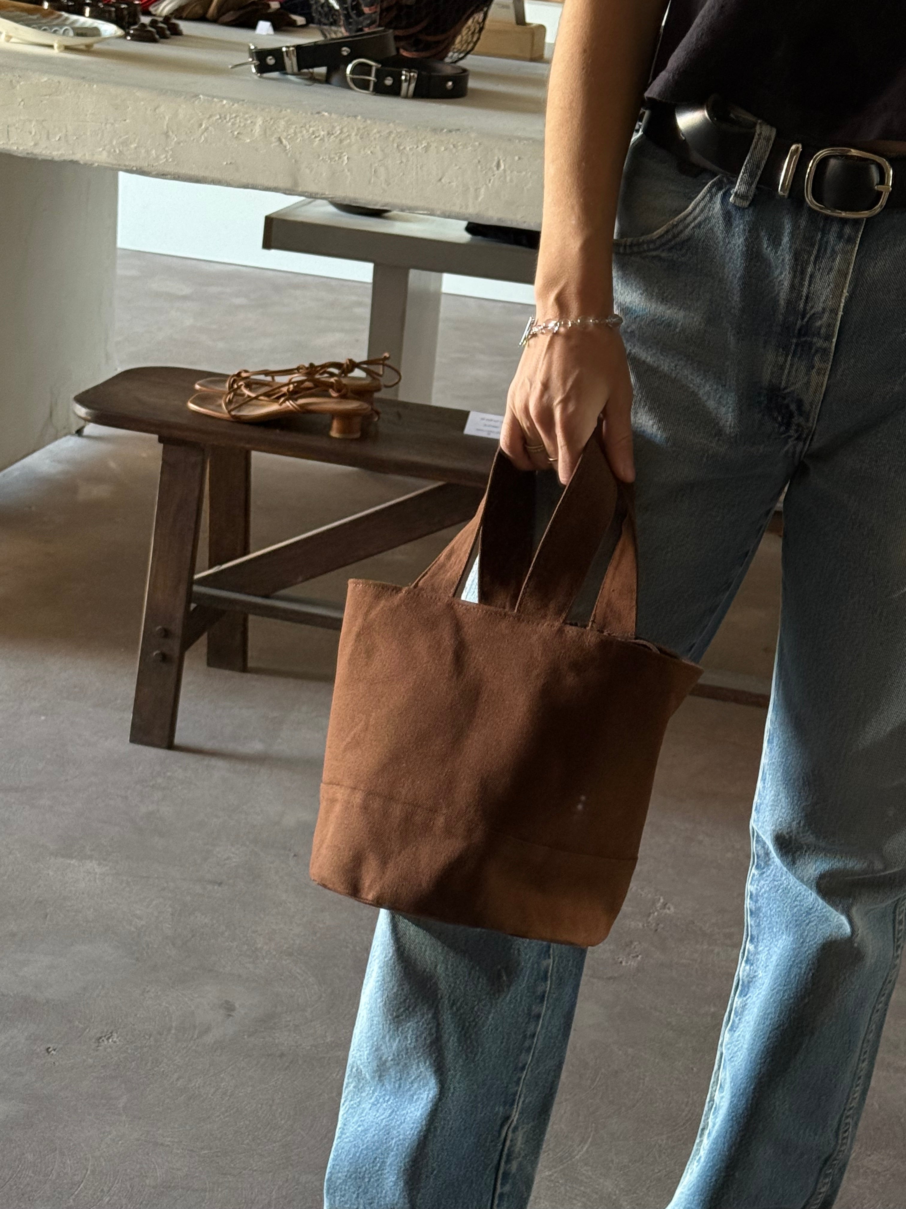 bucket bag | brown canvas