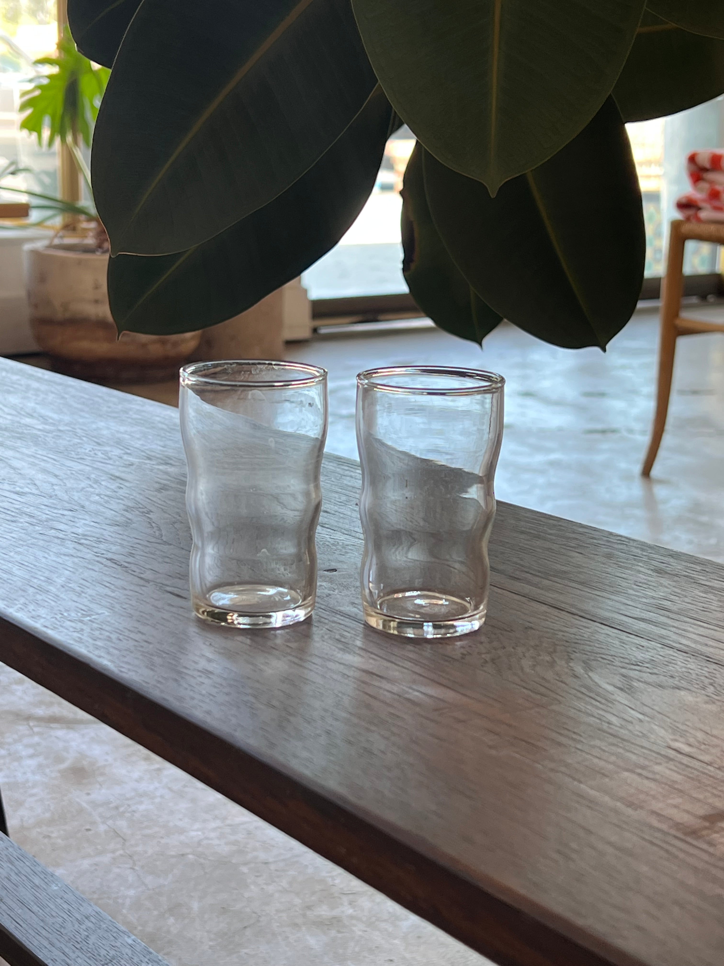 wavy glasses | small