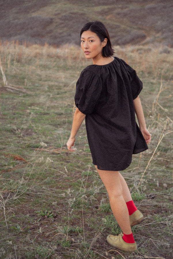 lawn dress | black