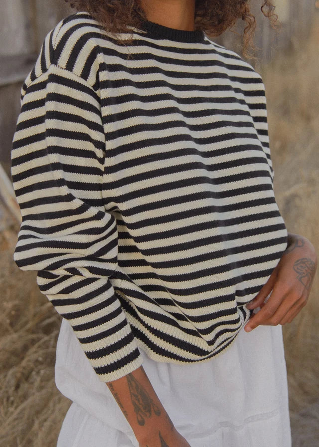 'i can't believe its not vintage' sweater | navy