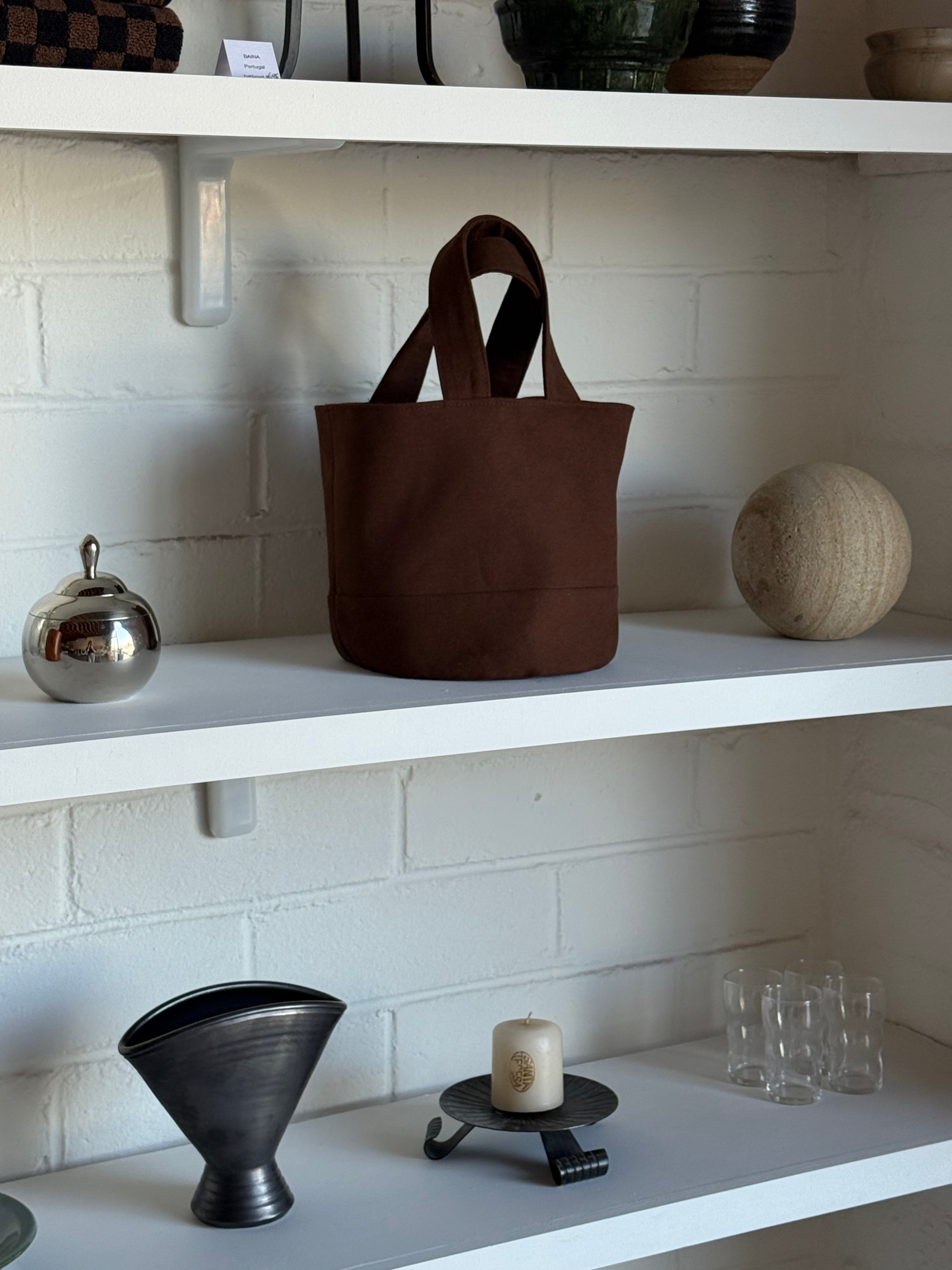 bucket bag | brown canvas