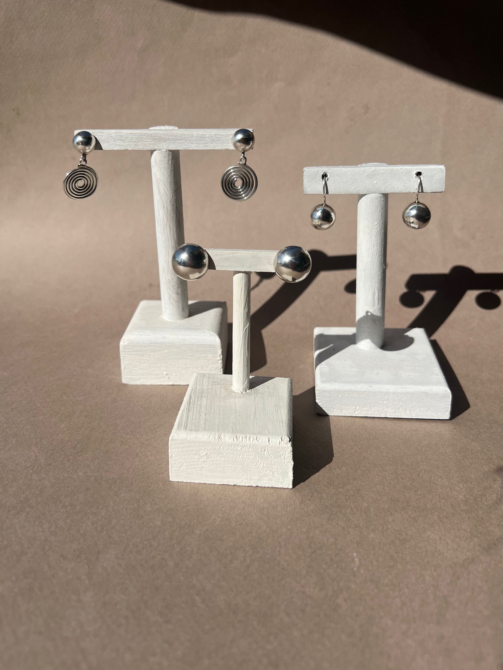 swirl drop earring
