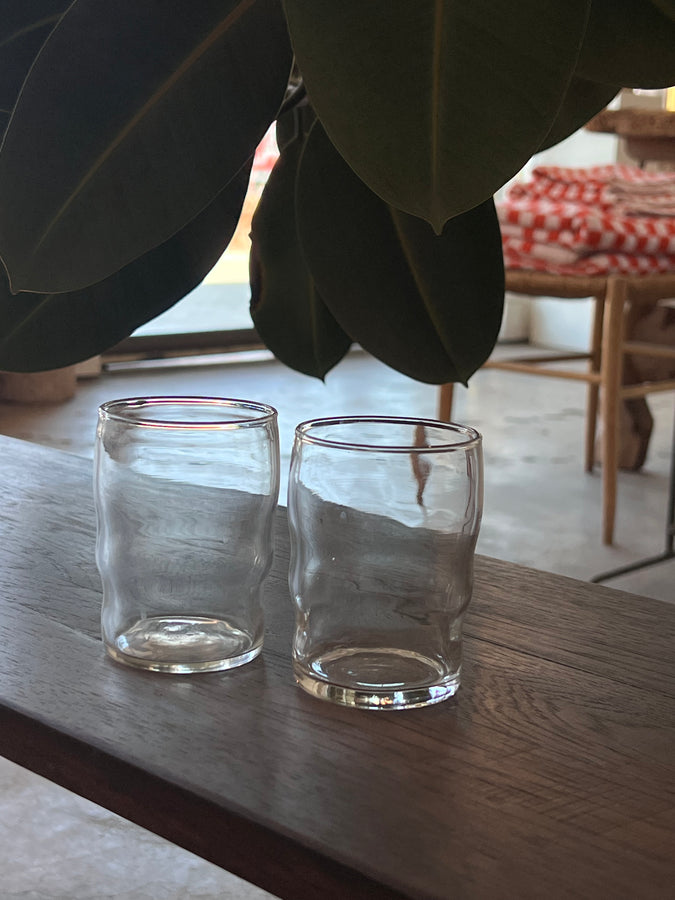 wavy glasses