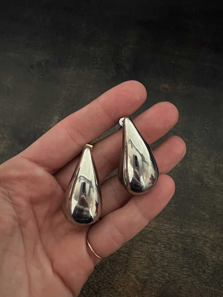 vintage teardrop earrings