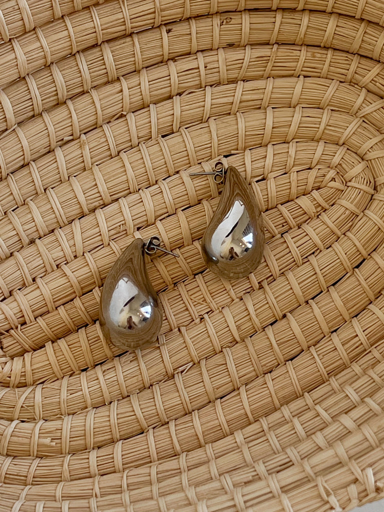 vintage teardrop earrings