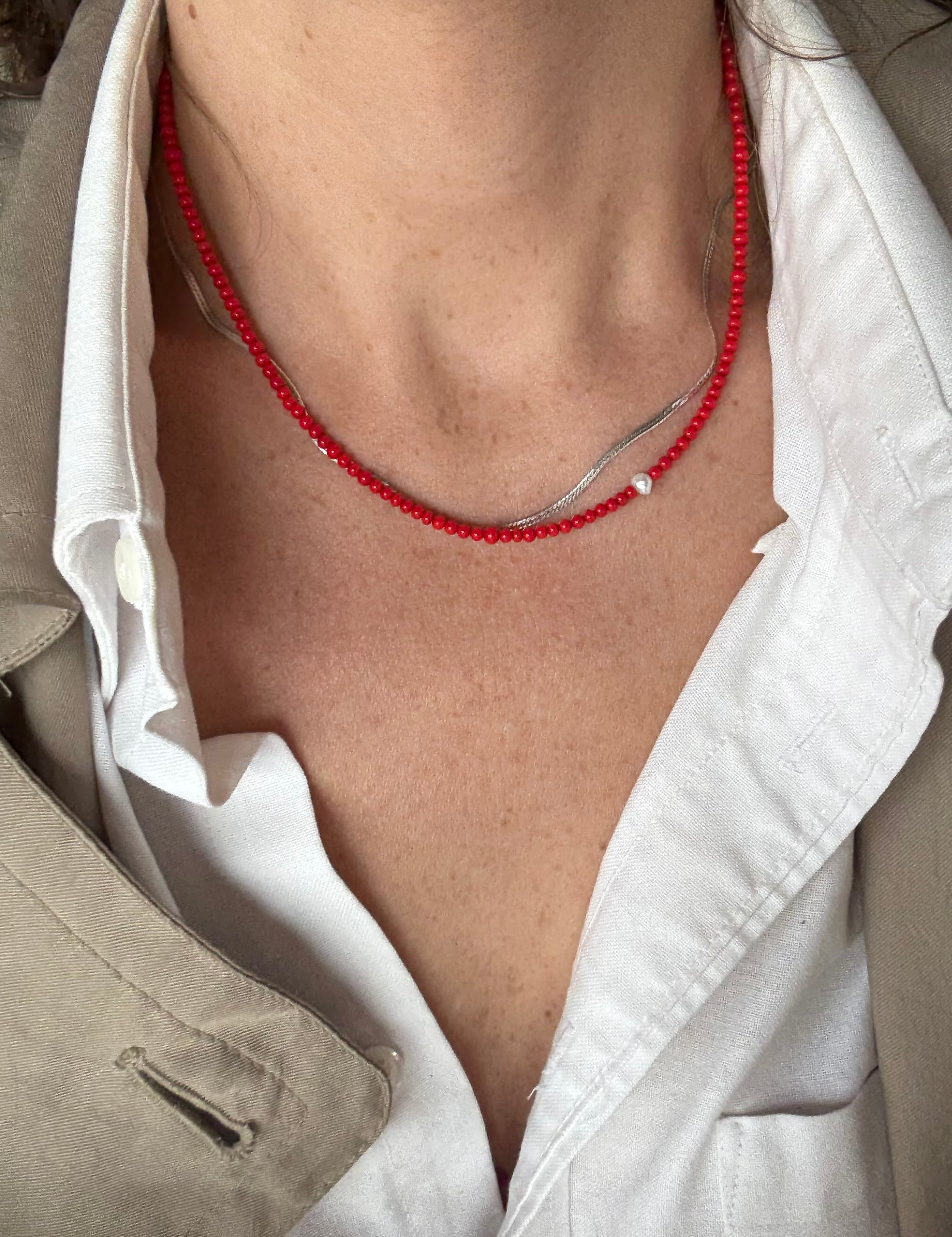 dot necklace | red