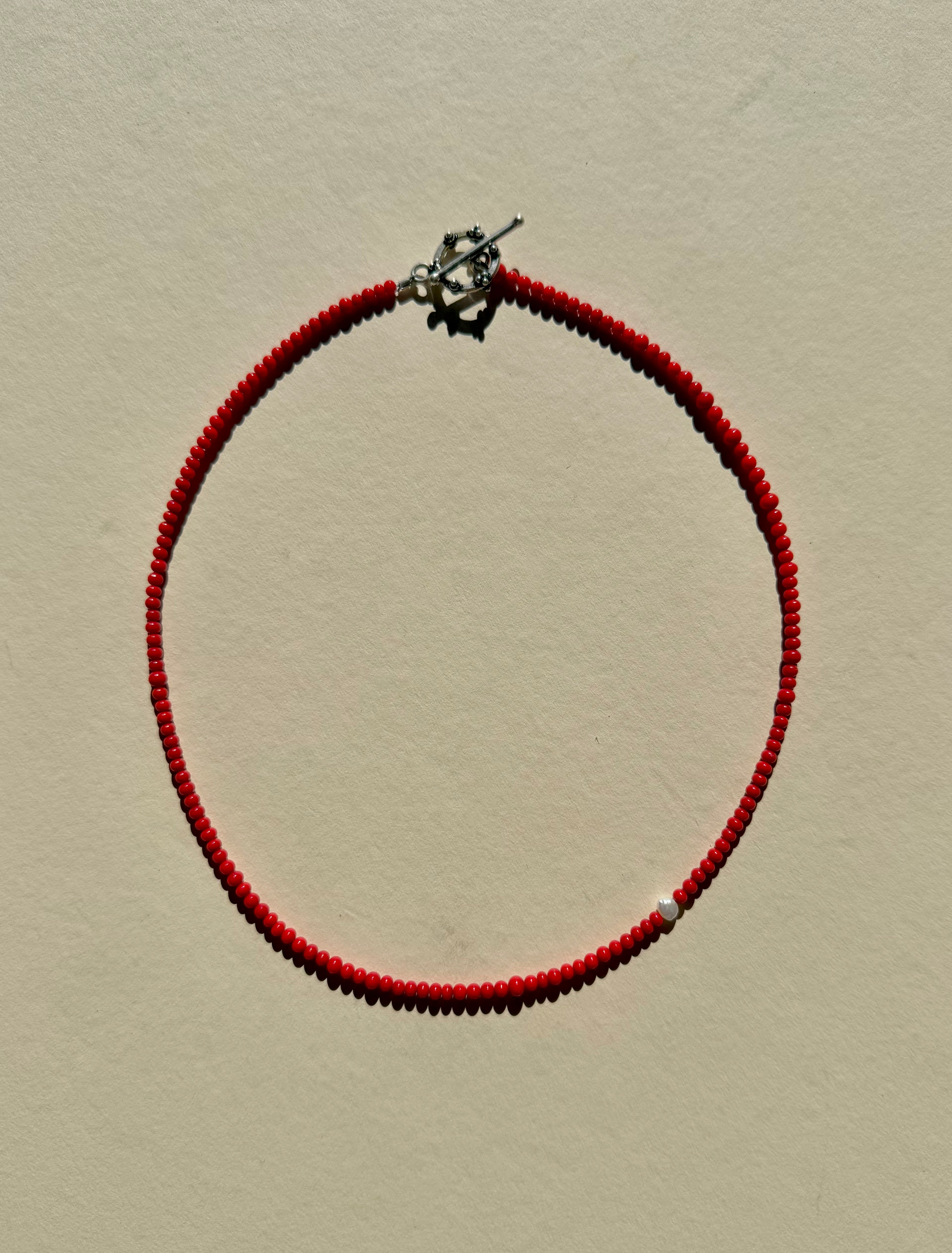 dot necklace | red