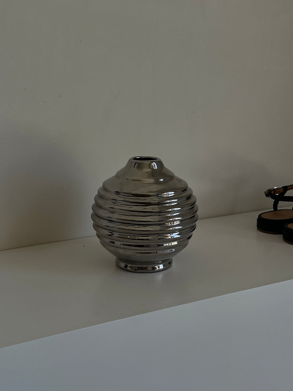 ridged vase