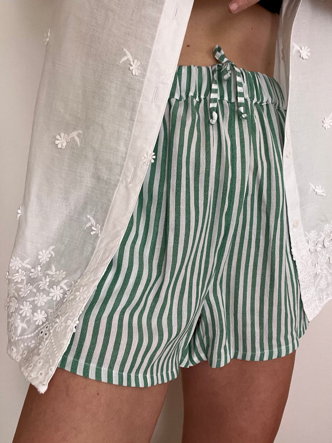 drawstring shorts | green stripe