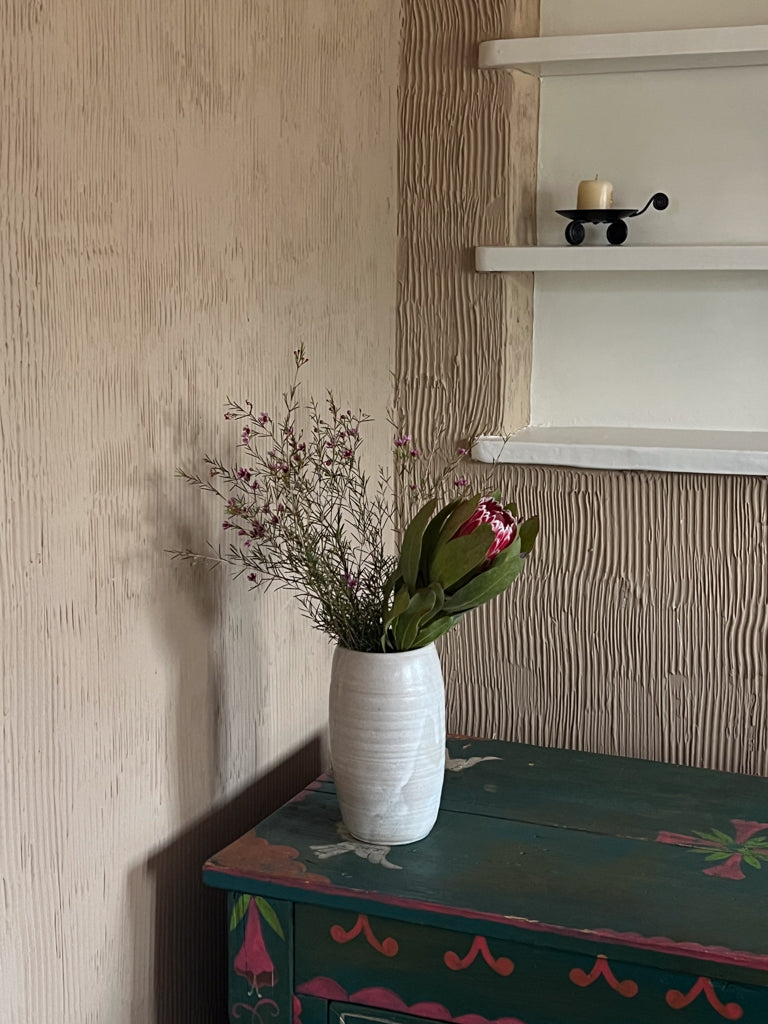 swirl iron candle holder