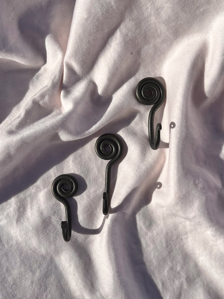 iron spiral hook