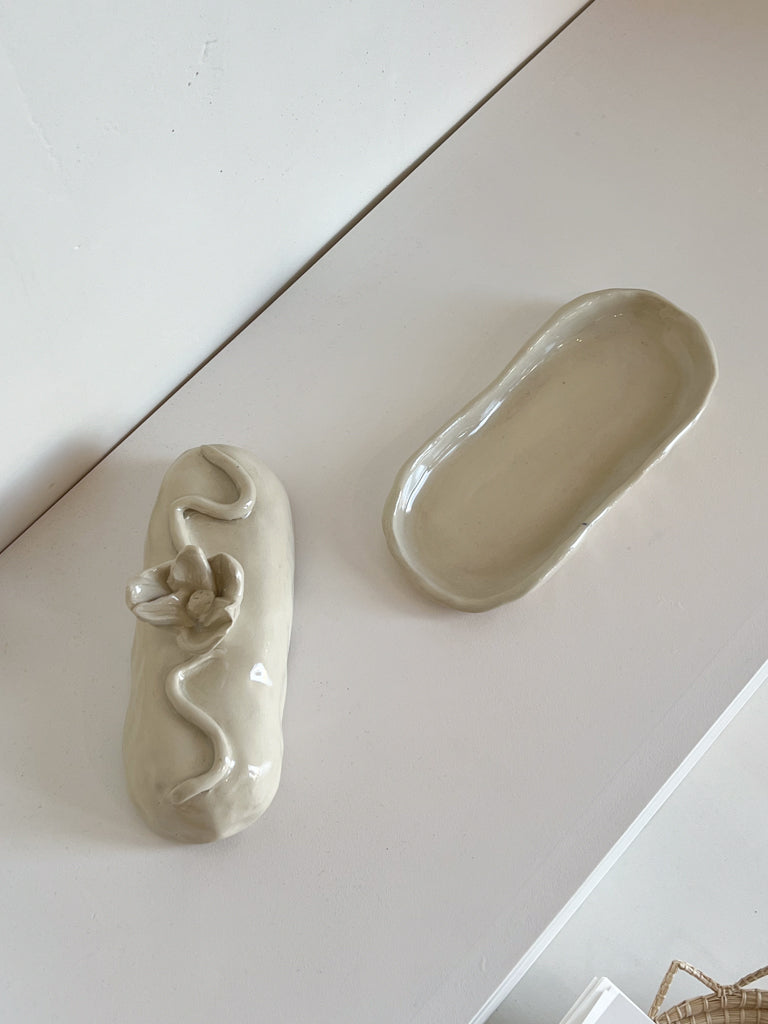 tulip butter dish