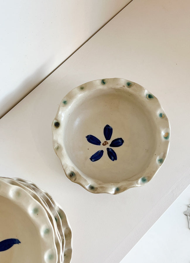 forget-me-not wave bowl