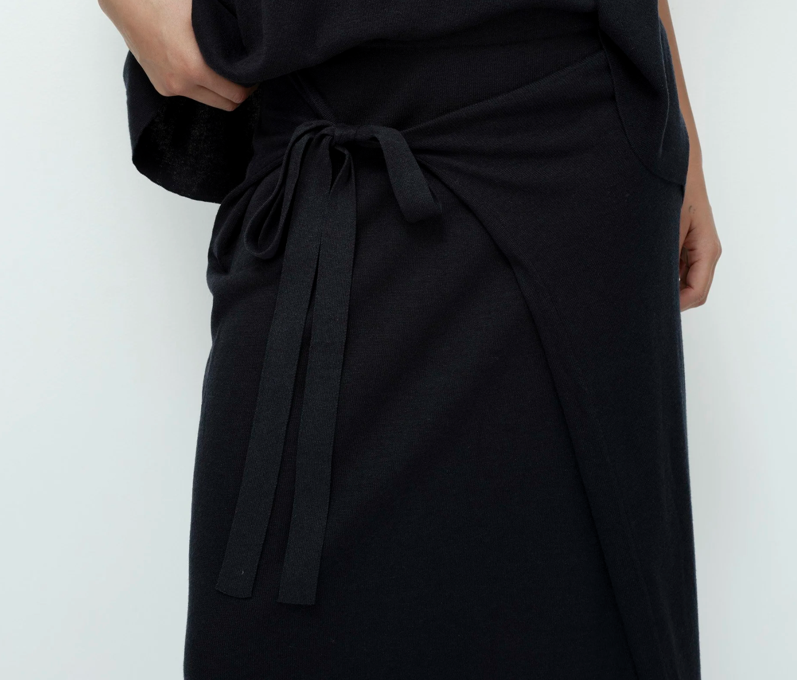 wrap knit skirt | navy