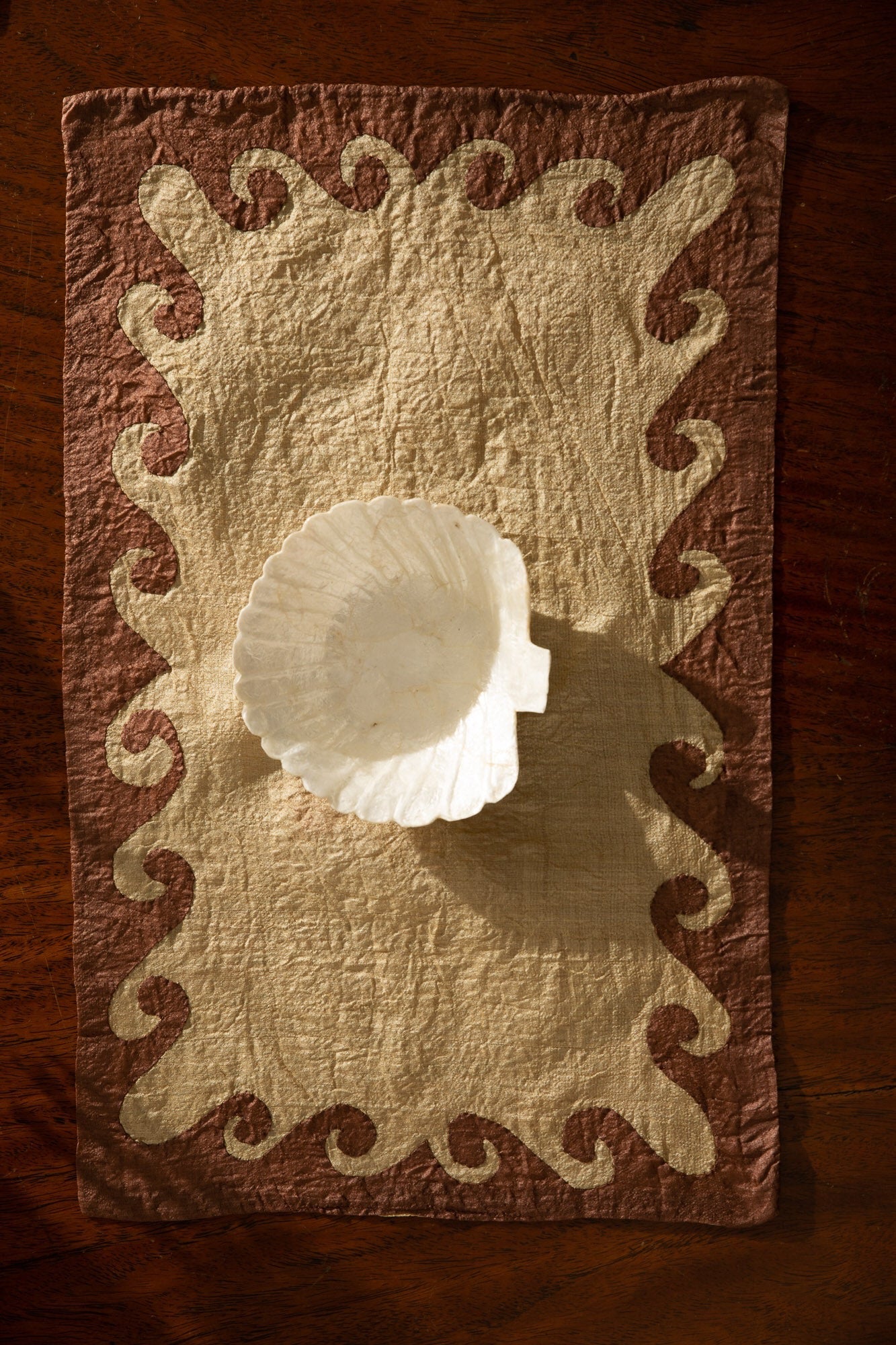 silk applique placemats