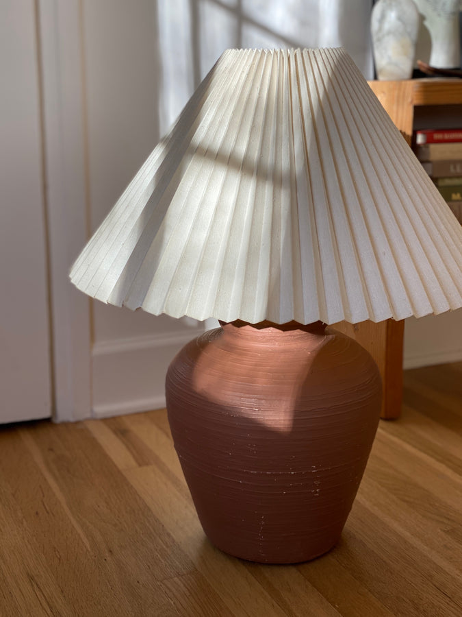 vintage lamp | terracotta