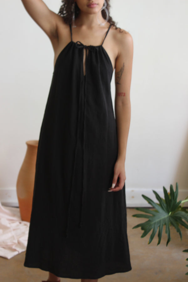 reversible tie dress | black