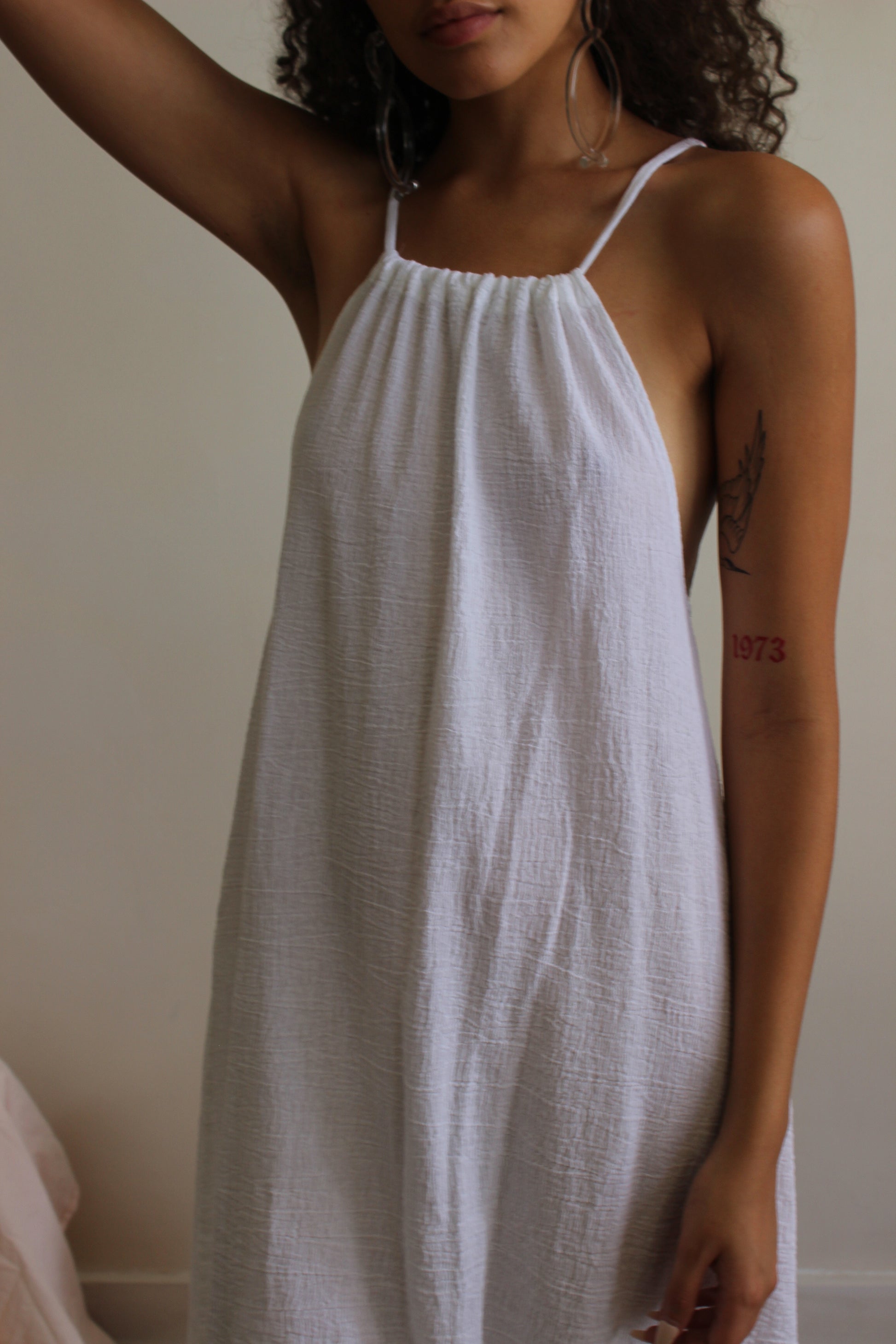 reversible tie dress | white