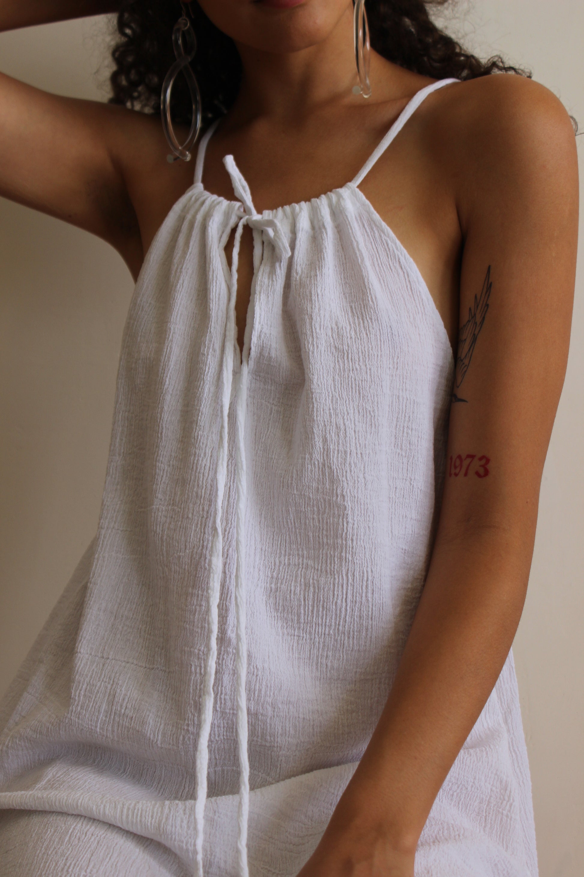 reversible tie dress | white