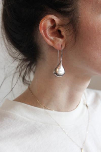 cast teardrop earrings