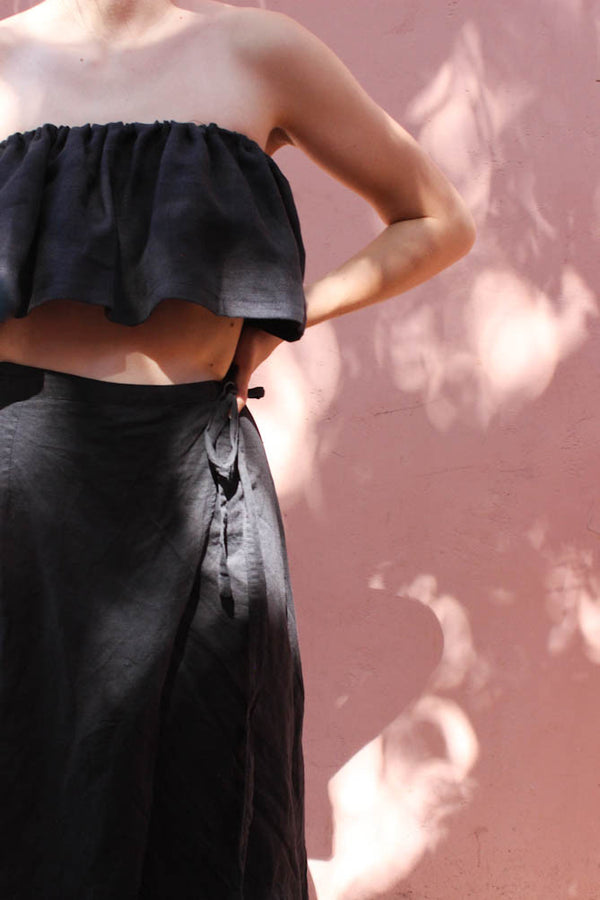 wrap skirt | black