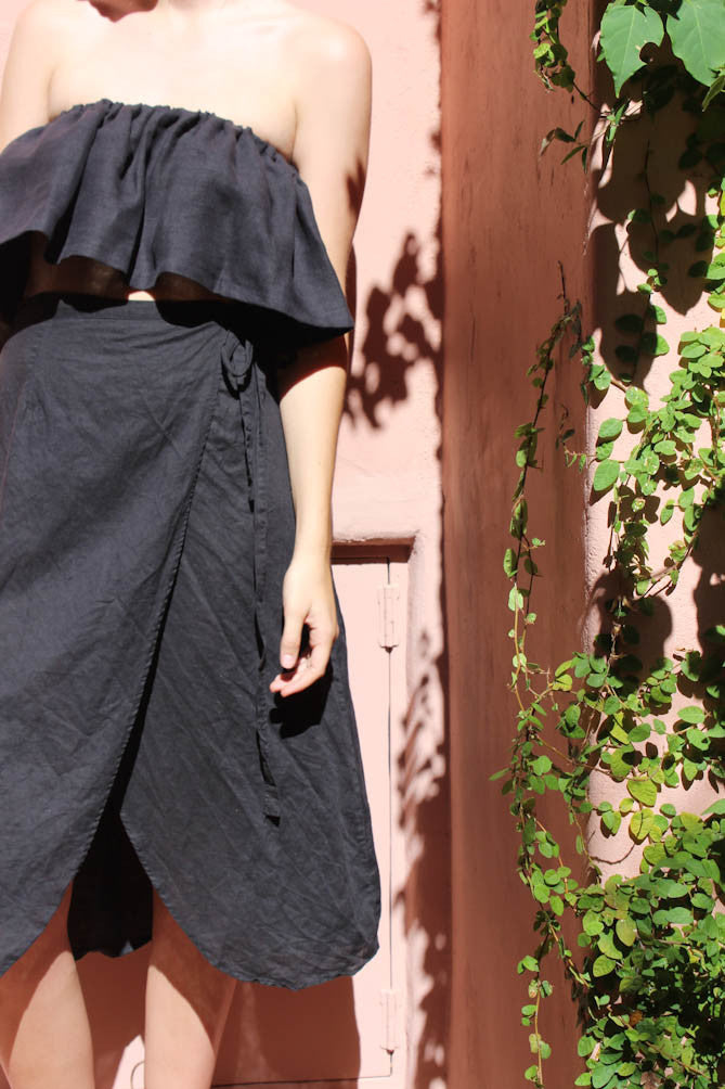 wrap skirt | black