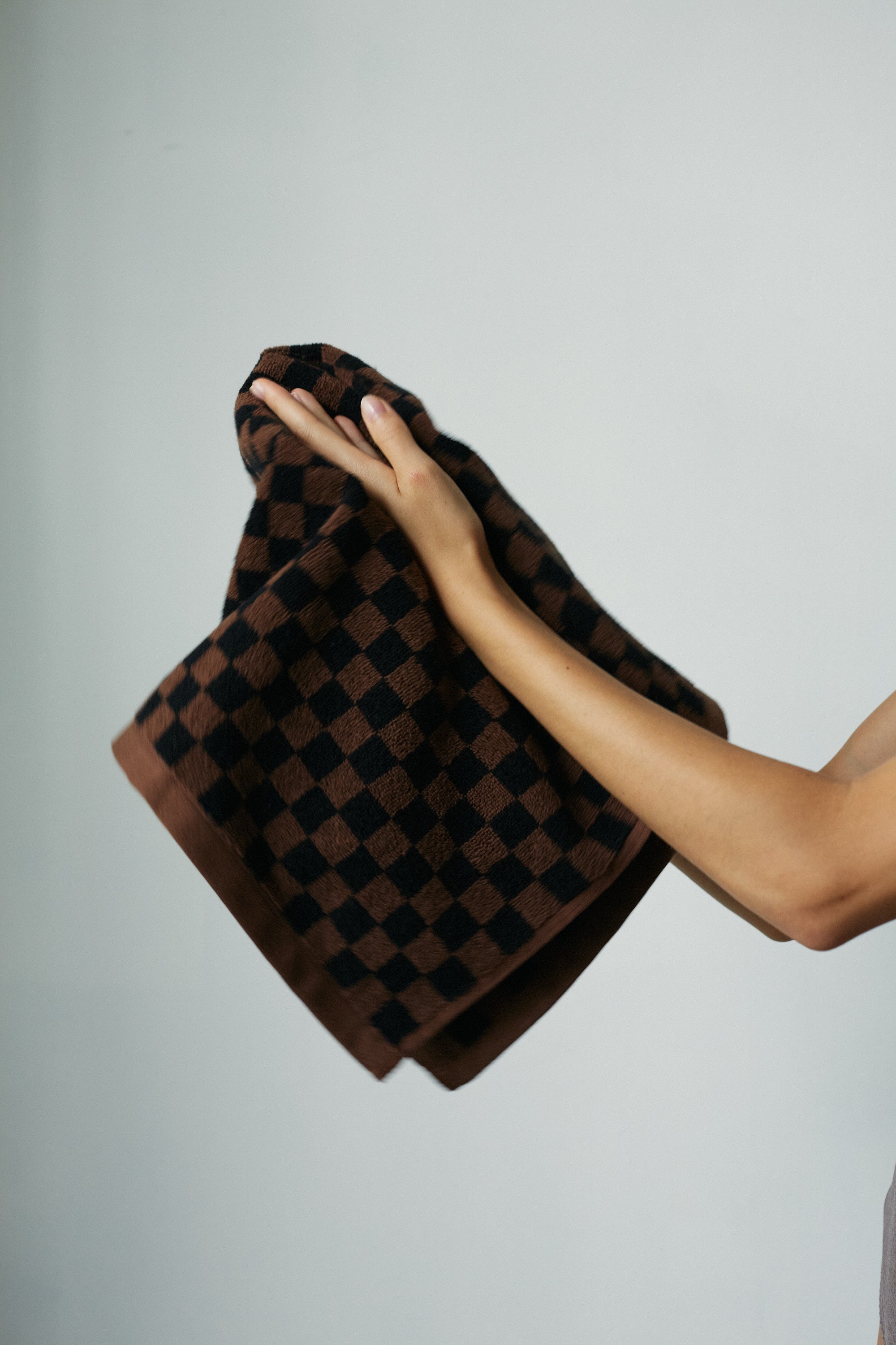 josephine hand towel | tabac and noir