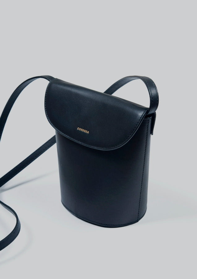 mini bucket bag | black
